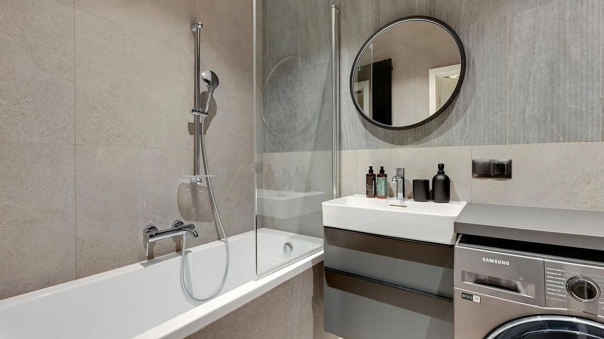 Scala City Center By Downtown Apartments Gdansk