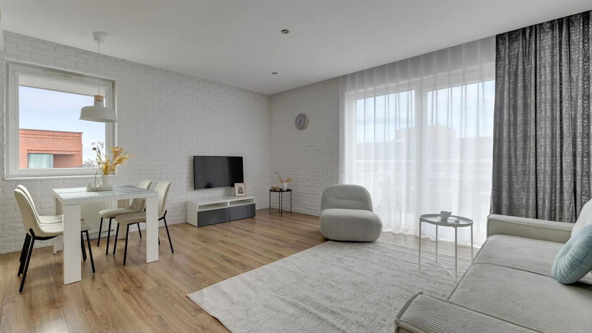 Scala City Center By Downtown Apartments Gdańsk 0*,  Polónia